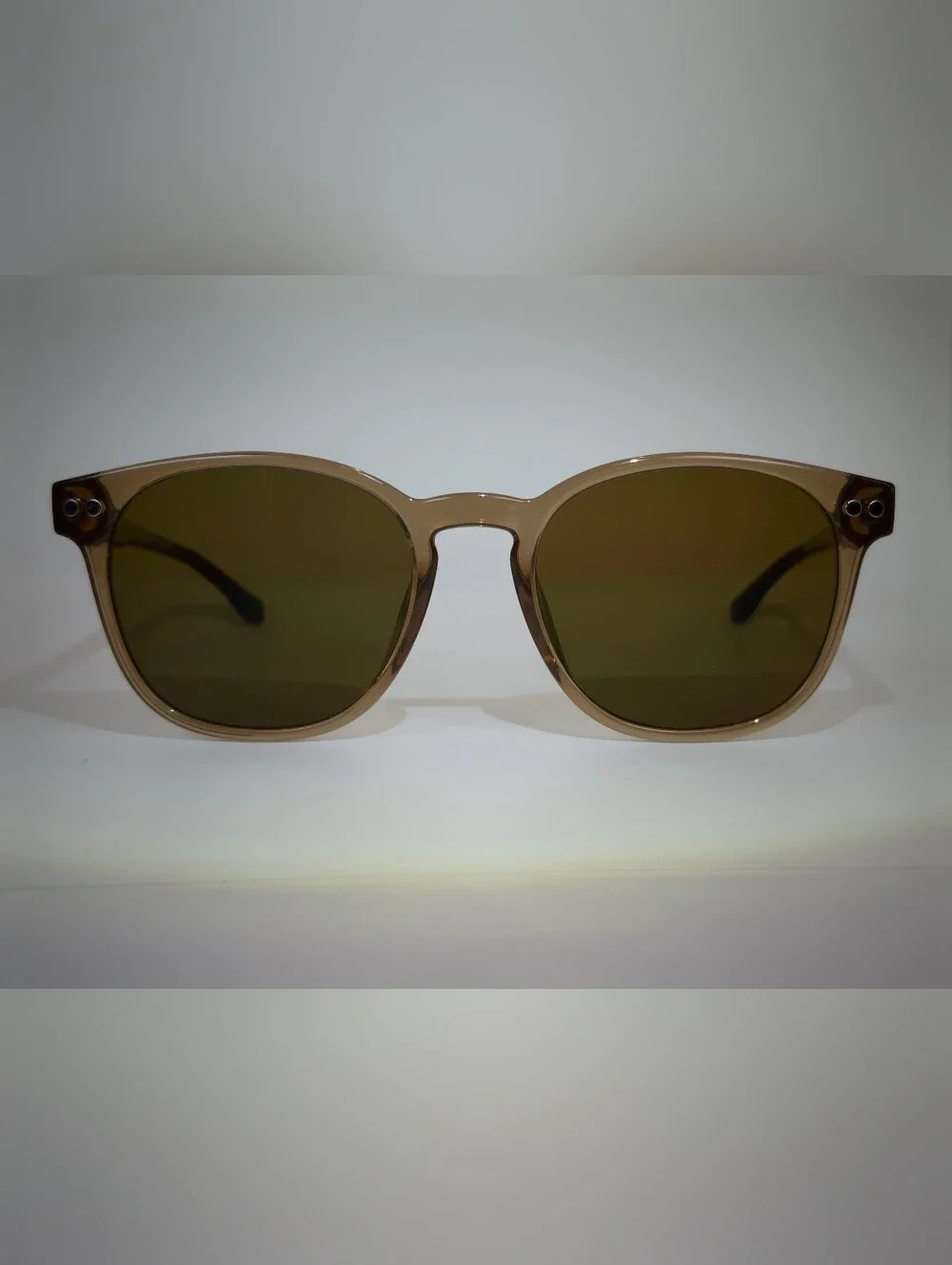 Pep. Round Hybrid Women's Frame. Made To Be Lightweight.
